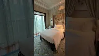 Thumbnail: 服務可能好過半島🫨體驗皇室套房📍The Athenee, Bangkok免費參觀奢華嘅皇室套房🤩 #曼谷酒店 #泰國旅遊 #皇室套房 #奢華體驗 #打卡好去處 網美 景點