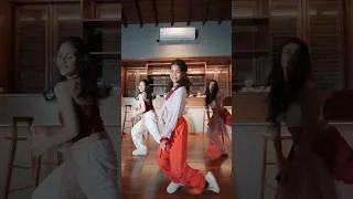 Thumbnail: Bringing back this choreo from 5 years ago - Group B #vday #danceinspirelk