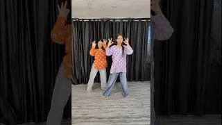 Thumbnail: bandhu 2.0 #tumhiho #dance #cocktail #cocktail2song #dancecover #ytshorts #ytshortsindia