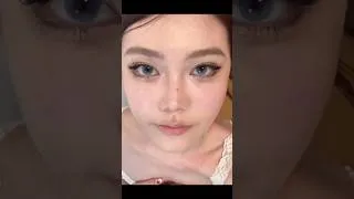 Thumbnail: Cat Eye Korean Inspired Sparkly Makeup by 77葡萄吧 #makeuptutorial #koreanmakeup #eyeliner #lipmakeup