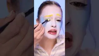 Thumbnail: I SHOULD BAN THAT COLOR 😭
