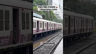 Thumbnail: Empty Siemens Emu Rakes Crossing Mulund Rly Stn 🚂🤗 #indianrailways #localtrains #centralrailways