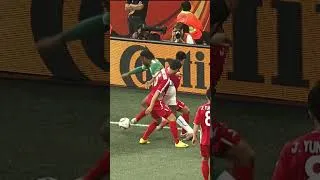 Thumbnail: Didier Drogba Skill vs North Korea | 2010 World Cup