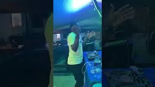 Thumbnail: Fatimata - Sam Magwana live at Jiweke Tavern #rhumba #rhumbamusic #rumba