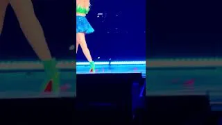 Thumbnail: Taylor's MOST IMPRESSIVE Performance EVER!