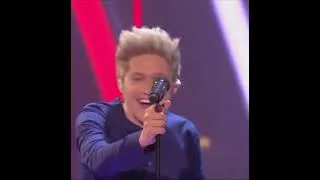 Thumbnail: HIS FACEEE MY GODDD | Harry Styles
