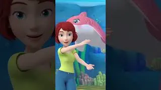 Thumbnail: Baby Shark doo doo doo! 🦈💦 Sing and swim along with Domi!