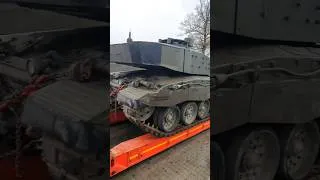 Thumbnail: Heavy Armor on Lowloader Rigs! 🧱🚛 Pocomito123 #truckdriver #lkw #bigrig #camion #routier #fahrer