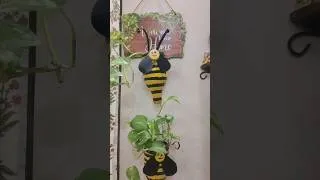 Thumbnail: 🐝🐝🐝🐝🐝🐝 Honeybee planter #ytshorts #diy