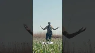 Thumbnail: “Put your knee on his neck!”