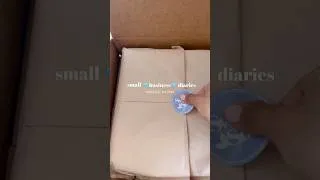 Thumbnail: Packing your FLOW orders 📦🤍