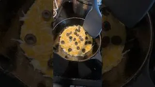 Thumbnail: Cheese & Olive Omelette