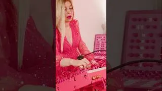 Thumbnail: Sarah Sommers on the Magic of Hardware Gear (Electronic Beats TV)