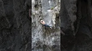 Thumbnail: Playing Stalactites Like an Instrument