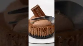 Thumbnail: Mini Chocolate Cheesecakes