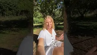 Thumbnail: What does delighting in God really mean? Chats in the garden 🫶🏻
