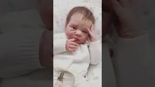 Thumbnail: Baby Esmae’s Morning Feeding 🧸 Emilyxreborns #shorts