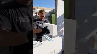 Thumbnail: Bricklaying low-budget house building