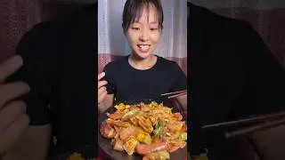 Thumbnail: Chewy Rice Noodles and Sausage Stir Fry