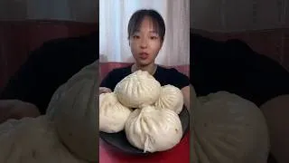Thumbnail: Giant Steamed Bao Buns Fresh Out the Pot
