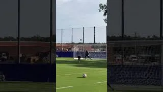 Thumbnail: Griezmann lo hace ver tan fácil en el entrenamiento😅(Vía orlandocitysc/IG) #shorts | ESPN Deportes