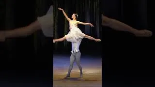 Thumbnail: NOW STREAMING The Nutcracker with the Czech National Ballet #shorts #ballet #christmas