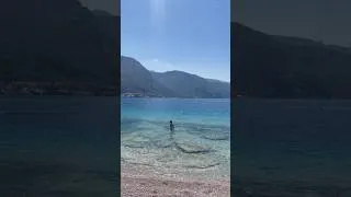Thumbnail: Yes, filming that pineapple scene was embarrassing. But Ölüdeniz really is that beautiful :-)