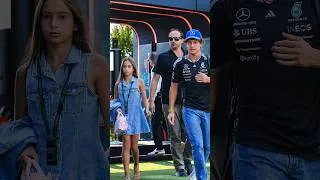 Thumbnail: Kimi Antonelli arrives with his sister in Monza on race day