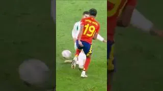 Thumbnail: Lamine  Y& Nico Skills 🤩 #football #skills #fifa #lamineyamal #euro2024 #shorts