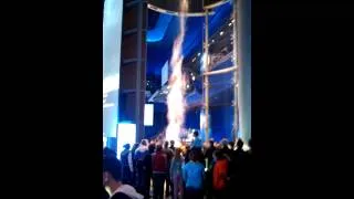 Thumbnail: Tornado created at the science museum in Chicago