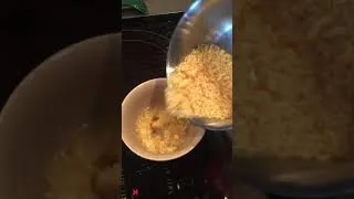 Thumbnail: making ramen