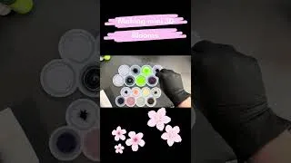Thumbnail: Mini 3D Blooms using 2 different viscosity resin. #creative #resin #tutorial #diy #test