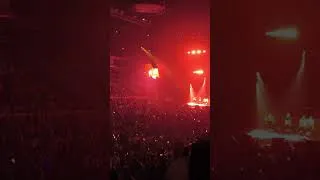 Thumbnail: hillsong worship