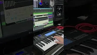 Thumbnail: Michael Jackson - Thriller/Starlight (Short Cover) #michaeljackson #synth
