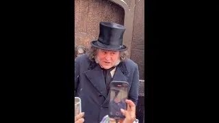 Thumbnail: Johnny Depp as Ebenezer Scrooge at Comic-Con