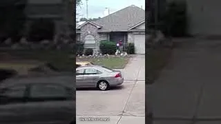 Thumbnail: DoorDash driver completes order after being hit by car