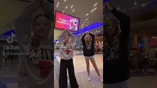 Thumbnail: Heading to LA! 🩷#viral #trending #springbreak2024 #dancevideo e