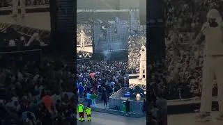Thumbnail: The Weeknd parle français 🙃 #theweeknd #live #afterhourstildawntour #brussels