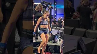Thumbnail: 🤯 Alex Apodaca Defeats Bella Mir By Unanimous Decision At Dana White’s Contender Series