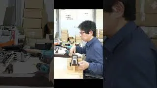 Thumbnail: 해외에 수출되는 국내산 스마트기타 제작하는 과정  Process of manufacturing domestic smart guitar exported overseas #shorts