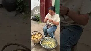 Thumbnail: Cross-Province Love: A 2004 Birth Year Girl from Guizhou Marries a 1984 Born Henan Man