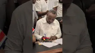 Thumbnail: John Boadu has filed his nomination @the NPP Headquarters to contest the National Chairmanship race.