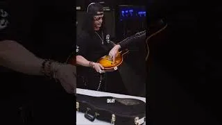 Thumbnail: Slash's number-one Velvet Revolver guitar