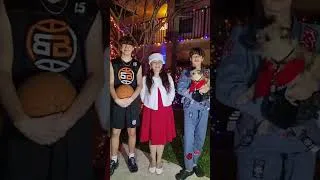 Thumbnail: Christmas greeting from Cristina ✨!