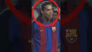 Thumbnail: Ronaldinho's Barcelona move and his story with Perez 🤯