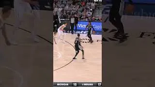 Thumbnail: Stephon Castle One Foot Finishing #nba #stephoncastle