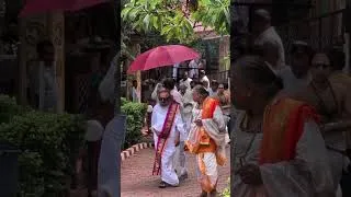 Thumbnail: Gurudev Darshan at Bangalore Ashram today!#srisriravishankar  #love #shorts