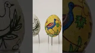 Thumbnail: Handeed ostrich egg painting