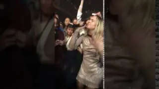 Thumbnail: Dancing with MØ