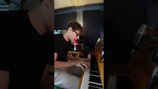 Thumbnail: Reiley - Breaking My Heart Piano Cover 🎹🎶❤️ #shorts @Reileyofficial #pianocover #pianomusic #piano